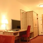 Central-hotel Otel