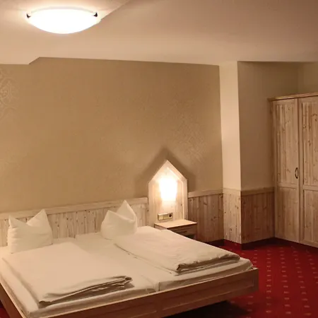 Central-hotel Hotel