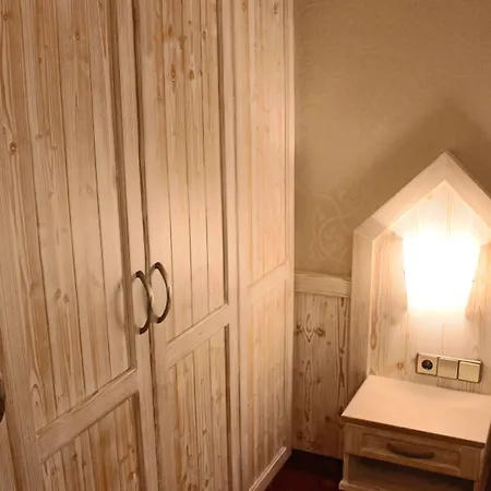 Central-hotel Готель Вінтерберг