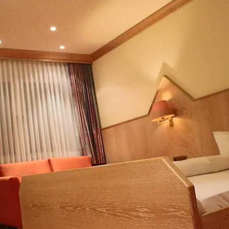 Central-hotel Hotel