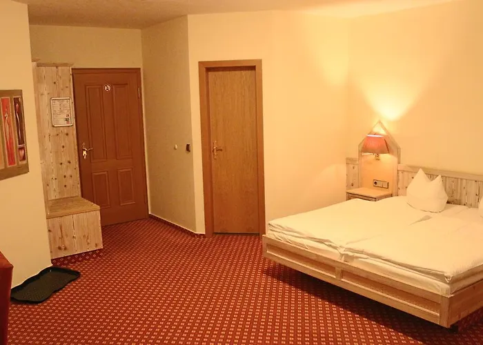 מלון Central-hotel 3*